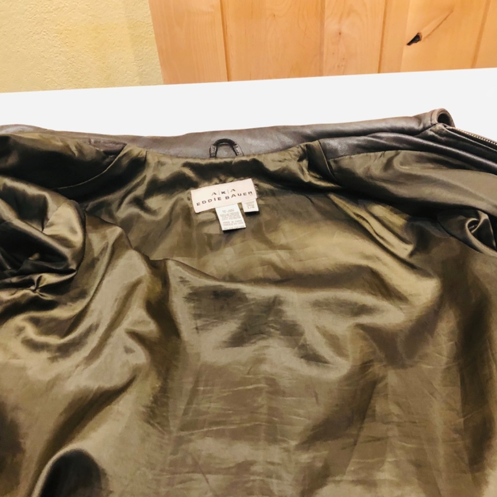 Eddie Bauer brown leather jacket Large - Picture 9 of 10
